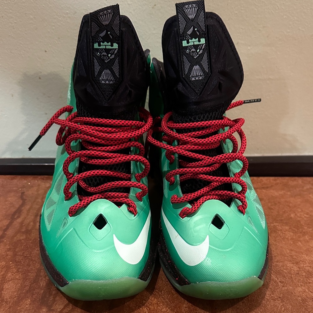 Nike LeBron 10 'Cutting Jade men’s size 8.5